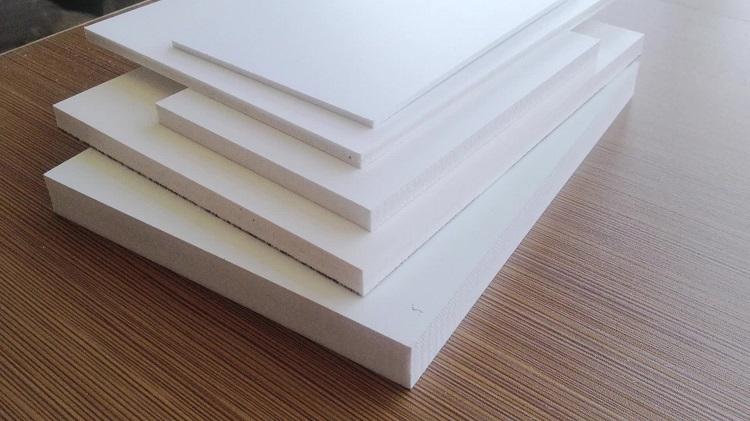 Material PVC board, Sumber: courtina.id