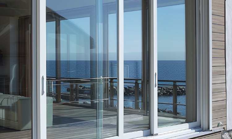 Sliding aluminium frame, Sumber: interiorcompany.com