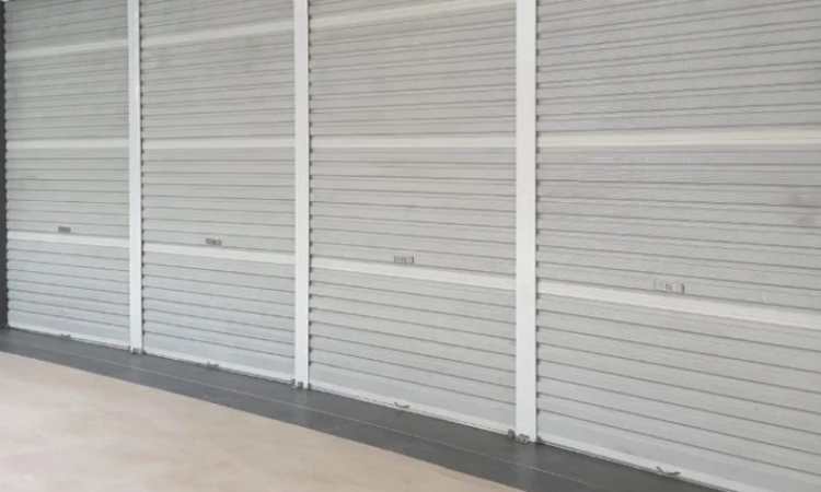 Rolling Door One Sheet Solid, Sumber: rollingdoorjakarta.id