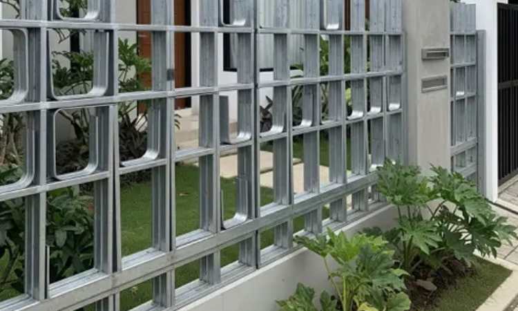 Pagar grid kotak, Sumber: liputan6.com