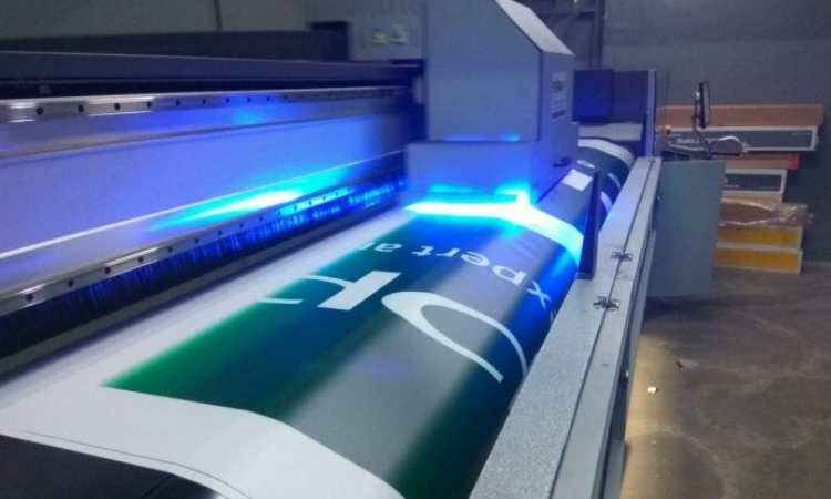 Bahan backlite, Sumber: printingharvest.com