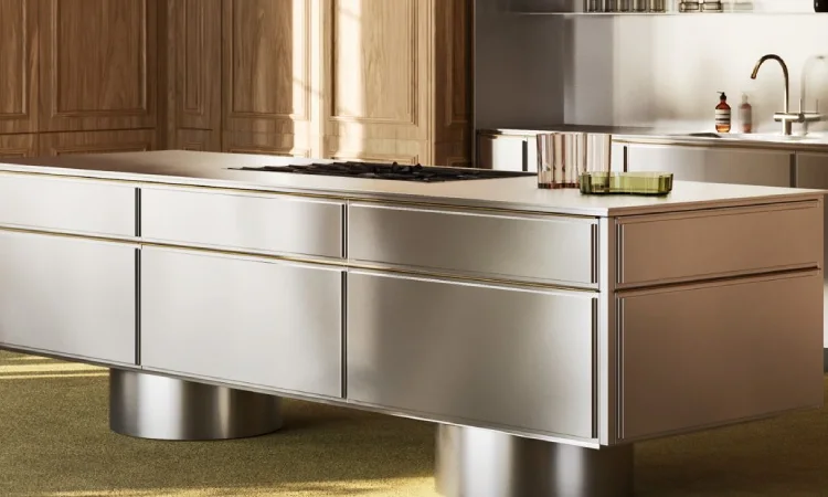 Kitchen island dengan cabinet tertutup, Sumber: admiddleeast.com