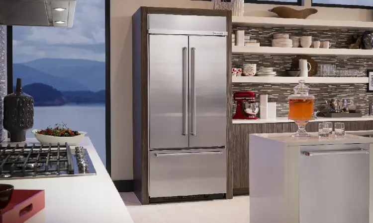 Dapur yang cocok menggunakan kulkas stainless, Sumber: kitchenaid.com