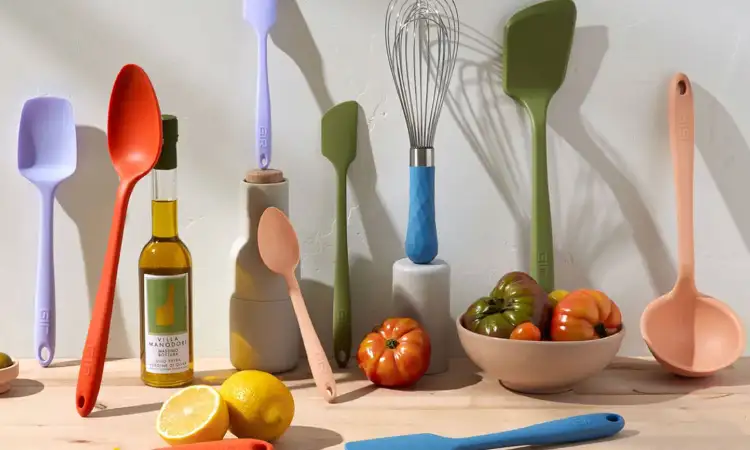 Alat masak bahan silikon, Sumber: foodandwine.com