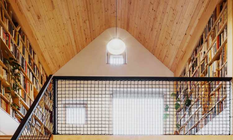 Mezzanine atap pelana, Sumber: instagram.com